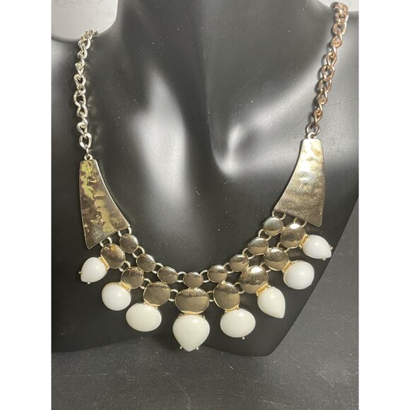 Vintage Gold Tone Statement Necklace White Teardrop Accents Adjustable Chain - Picture 3 of 5